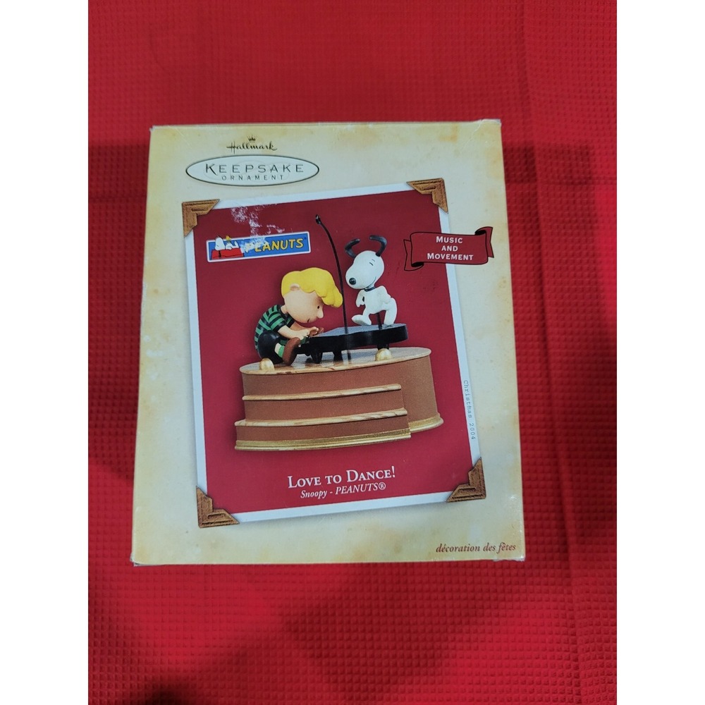 Hallmark Keepsake Peanuts LOVE TO DANCE Snoopy & Schroeder Handcrafted 2004 T2